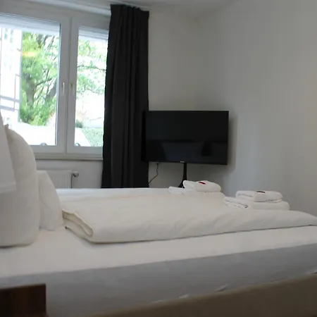 Lejlighed Zentral Gelegene Im Erdgeschoss Fuer 3 Personen - Kueche, Waschmaschine, Zwei Schlafzimmer Paderborn